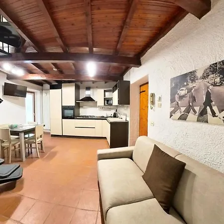 Tom E Jerry Lägenhet *